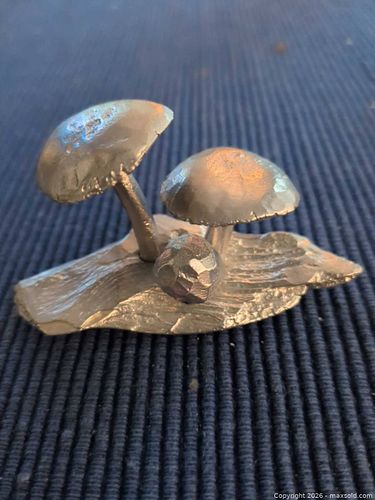 Lot #111 (1 of 5)