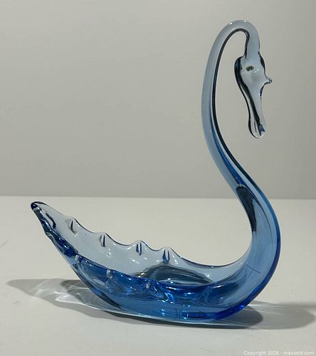 Vintage Stunning Hand-Blown Blue Glass Swan Dish (1 of 13)