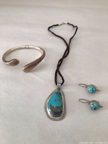 Sterling Silver Jewellery  (1 of 12)