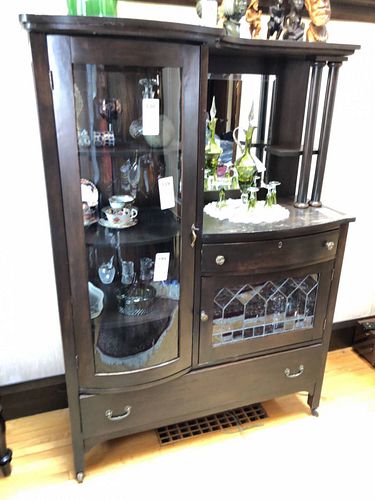 Vintage Curio China Cabinet D (1 of 20)