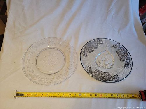 Mid century serving plates (1 of 3)