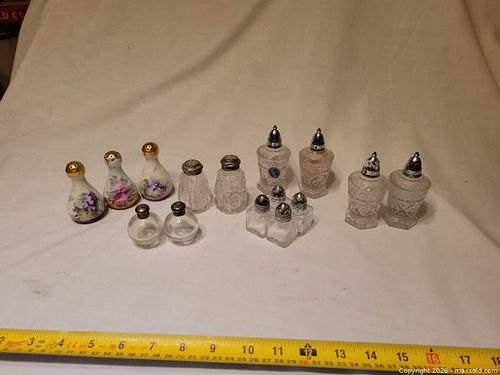 Salt and pepper shaker group  (1 of 5)