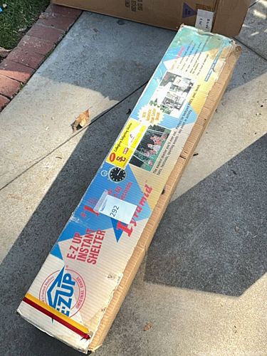 E-Z UP Pop-Up Canopy Shelter - USC Trojans (1 of 6)