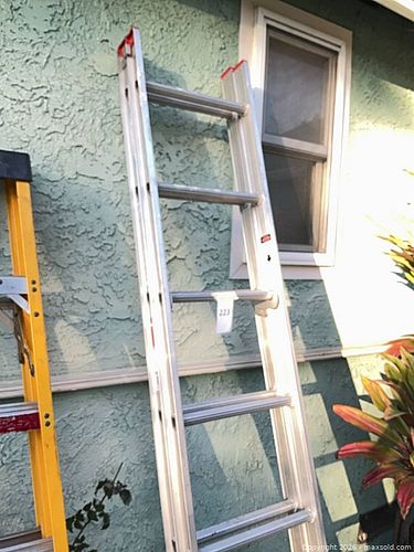 Werner 16 ft Aluminum 2-Section Extension Ladder (1 of 4)