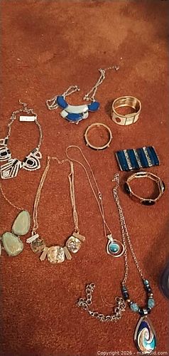 Costume / Fashion Jewelry A (1 of 10)