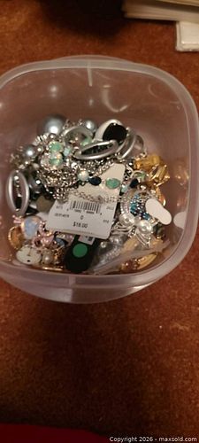 Costume Jewelry Lot — Necklaces & Earrings, Melanie Lyne Card A (1 of 7)