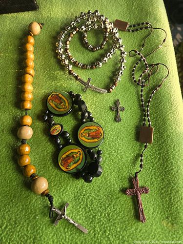 Religious themed jewelry and beads (1 of 8)