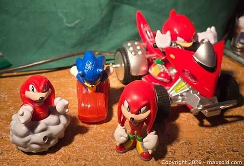 Sonic the Hedgehog Lot (1 of 4)