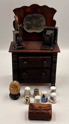 Selection of Miniatures and Collection of Thimbles  (1 of 9)