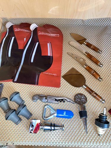 Wine & Bar Accessories  (1 of 7)