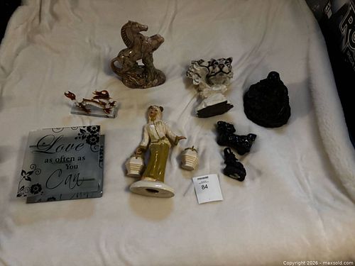 Vintage Heidi Schoop Figurine and Assorted Decorative Figurines  (1 of 10)