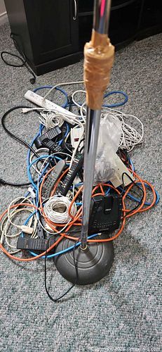 Assorted Electronics & Cables Lot with Electrohome Projection Clock Radio B (1 of 13)