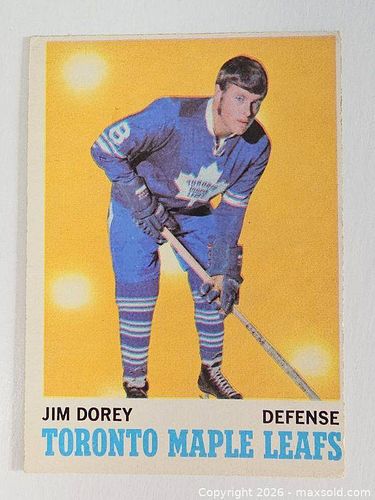 1970-71 OPC Jim Dorey Leafs Hockey card  (1 of 10)