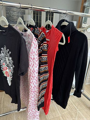 Mixed Women's Lot — Guess, Esprit, Crooks & Castles, Tommy Hilfiger (1 of 7)