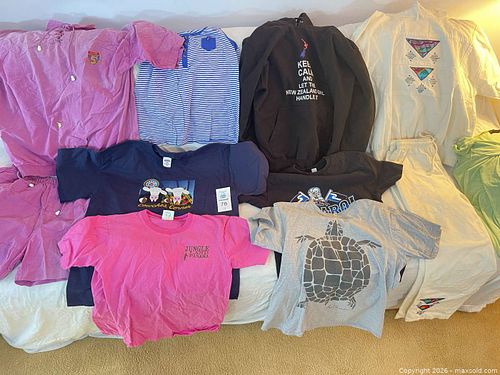 Women's Clothing Lot  (1 of 17)