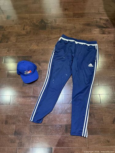 Men’s Adidas Pants and hat - size xL (1 of 2)