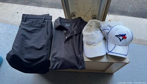 Men’s shorts, shirts and 2 hats  (1 of 1)