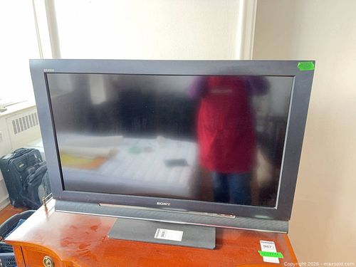 Sony 37 Inch TV  (1 of 7)