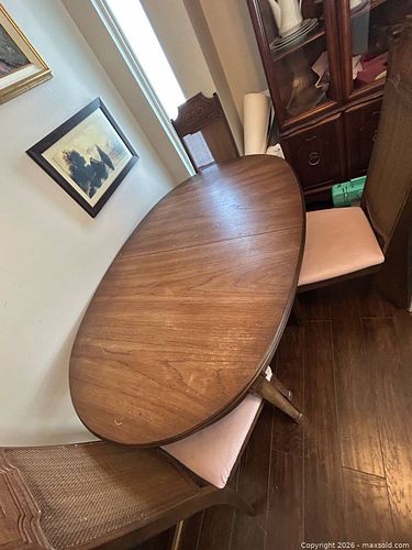 Dining table and 6 chairs, pink seats (1 of 4)