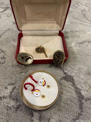 Jewelry lot (1 of 4)