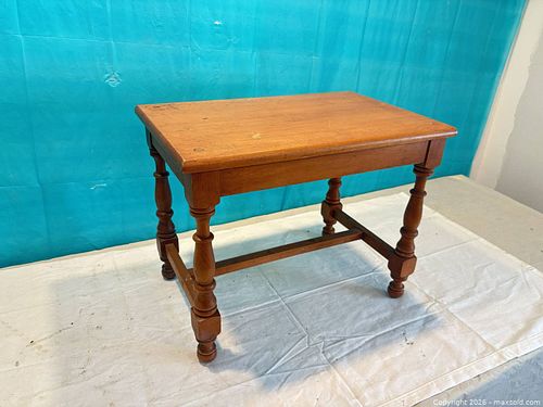 Herco Furniture coffee table  (1 of 4)