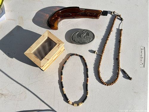 Assorted Vintage Small Collectibles: Glass Pistol Flask & Jewelry -ebn (1 of 8)