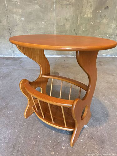 Retro Wood Veneer Side Table with Built-in Magazine Rack -dc (1 of 11)