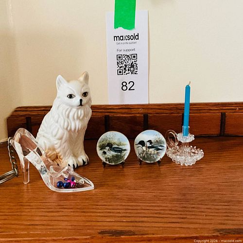 Collectible Knick knacks/ miniatures (1 of 1)