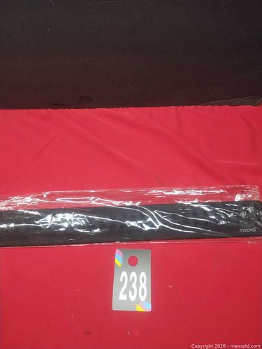 Irocks Memory Foam Keyboard Wrist Support Lot A (1 of 4)