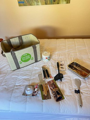 Assorted Kitchen Utensils, Loaf Pan & Storage Jar Set (1 of 4)