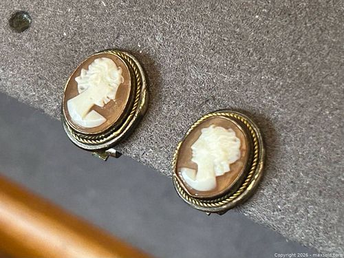 Vintage Italian Cameo Clip-On Earrings – 800 Silver Vermeil (1 of 16)