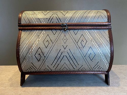 Vintage “Treasure Chest” Style Storage Trunk (1 of 13)
