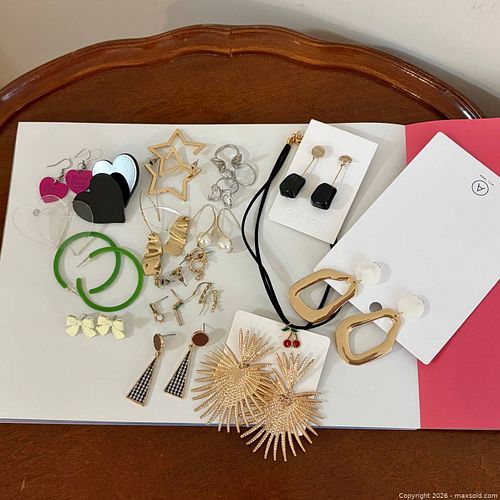 Fashion Jewellery Lot (1 of 4)