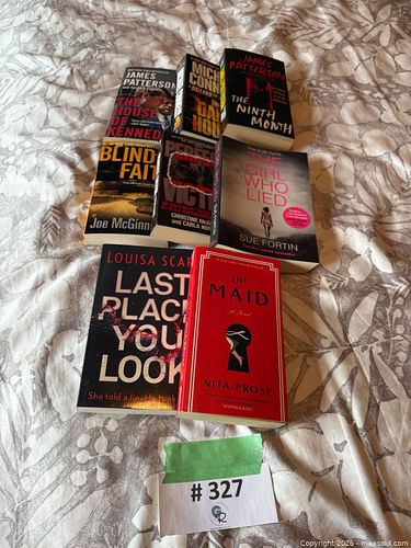 Paperback Books: Michael Connelly, James Patterson, Nita Prose (1 of 3)