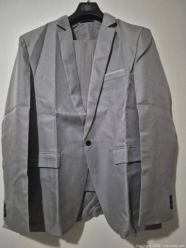 Men's Gray One Button Suit (1 of 8)