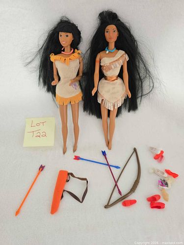Like New-Collectible POCAHONTAS Doll LOT "T 22" (1 of 2)