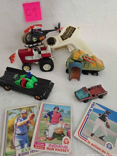 Vintage- Collectibles TOY LOT "C 9" (1 of 3)