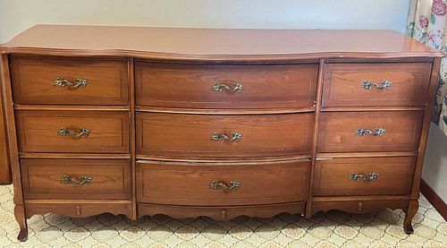Vintage Mid-Century Solid Wood 9-Drawer Dresser Set with Mirror (1 of 10)