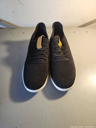 CangBao men's shoes size 10. (1 of 5)