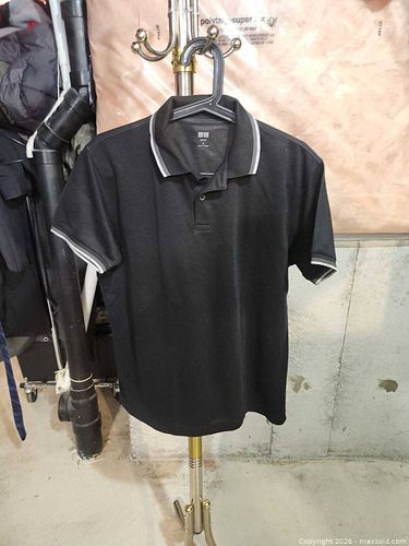 UNIQLO men's slim-fit polo   (1 of 4)