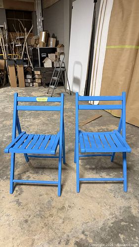 2 Blue Foldable Chairs (1 of 6)