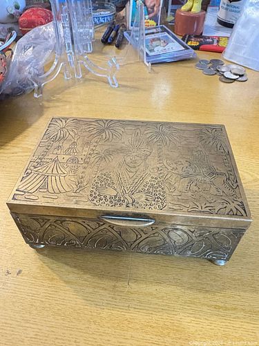 Vintage Czecho SLOVAKIA Brass & Wood Small Decorative Jewelry Box (1 of 10)