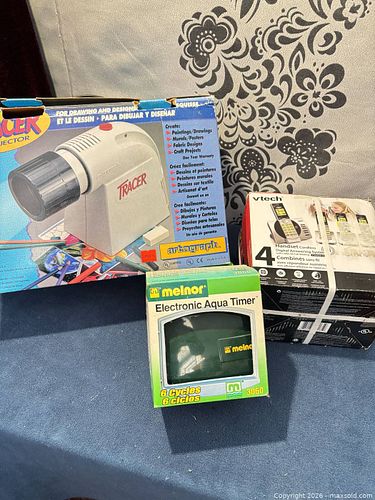 EL1 electronics lot (1 of 4)