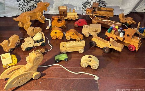 T53 Wooden toys with wheels (1 of 6)