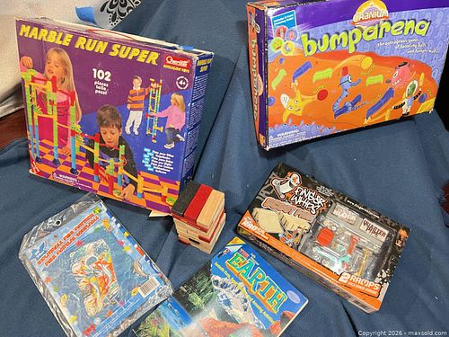 T69 Mixed Toys & Games Lot: Marble Run, Cranium Bumparena,Fingerboard, Jenga, Floater  (1 of 15)
