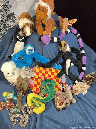 T70 Vintage Tin Chinese Checkers Collectible Beanie Plush Toys - TY, Wild Life, Assorted (1 of 30)