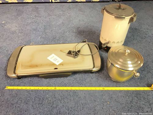 Entertainment Lot (1 of 8)