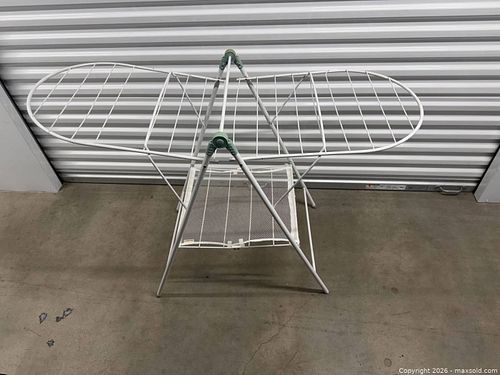 clothes drying rack (1 of 9)