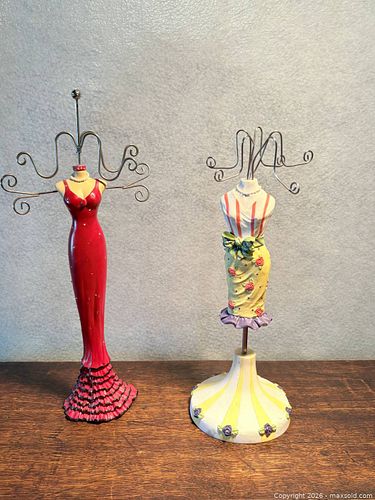 Jewelry Stand x 2 (1 of 4)