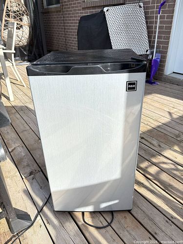 Lot #33 (1 of 8)